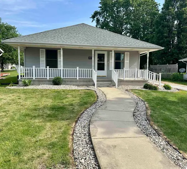909 E 10th Street, Fowler, IN 47971