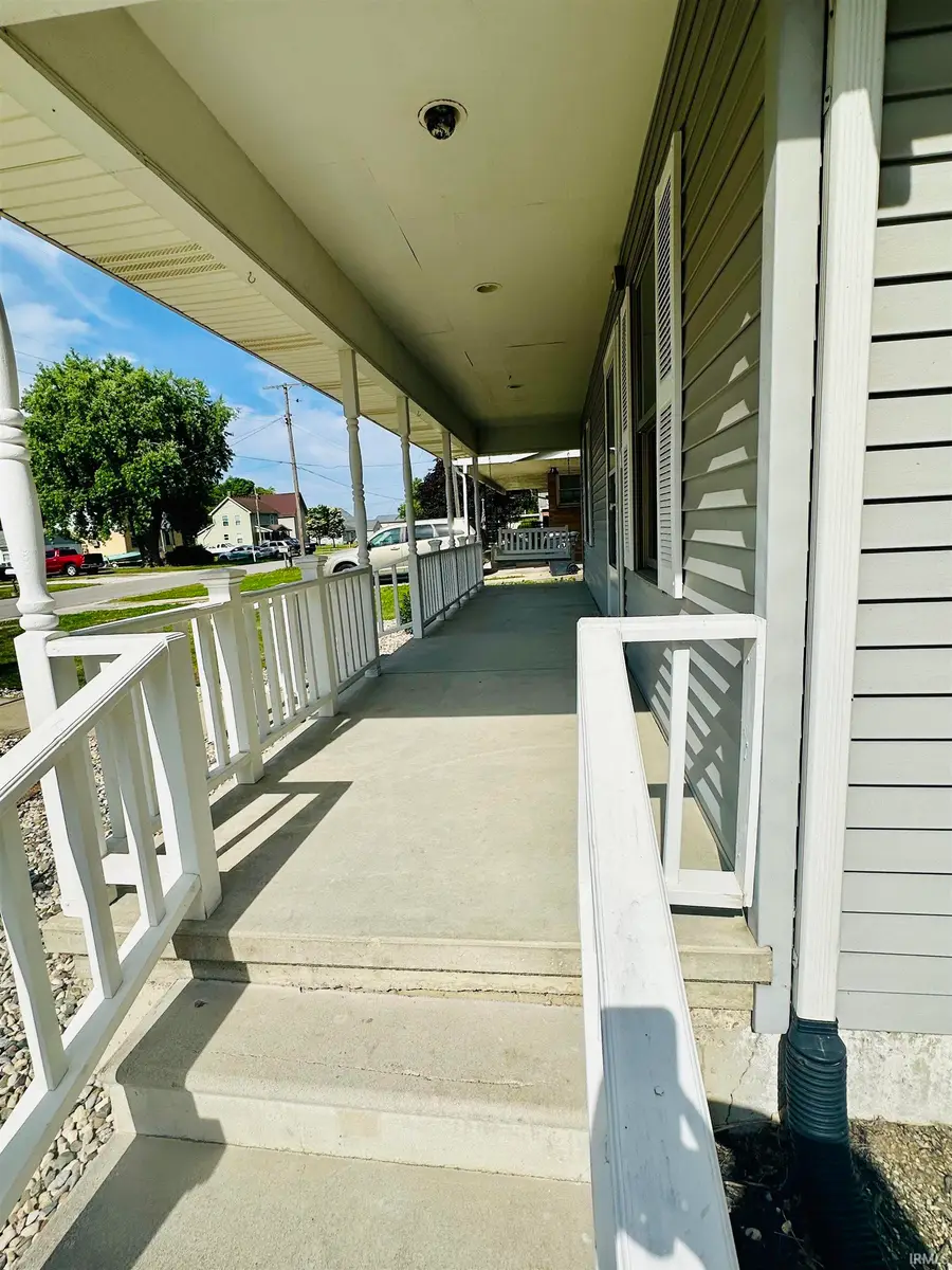909 E 10th Street, Fowler, IN 47971 - #3