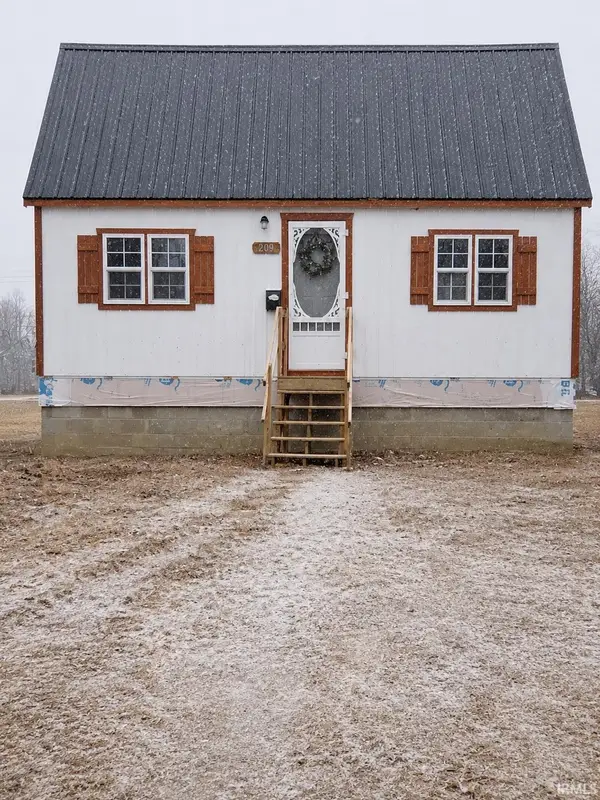 208 2nd Street, Tipton, IN 46072