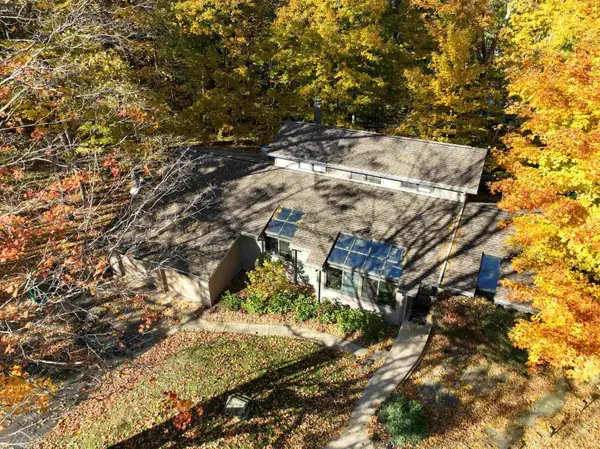 66110 Oak Road, Lakeville, IN 46536