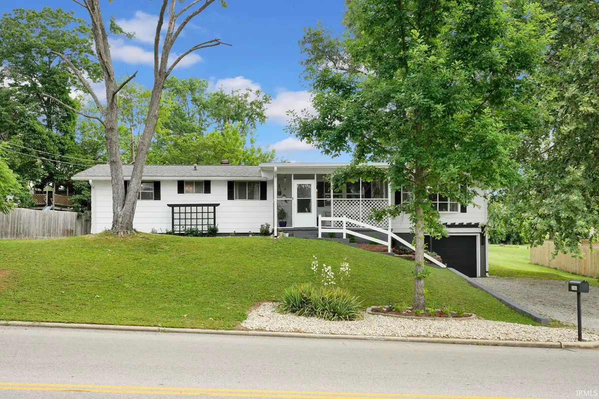 3101 29th Street, Bedford, IN 47421 - #1