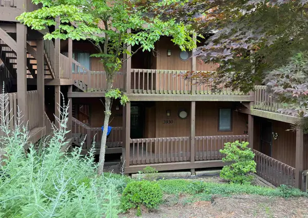 3930 E Eagle Bay Drive, Bloomington, IN 47401
