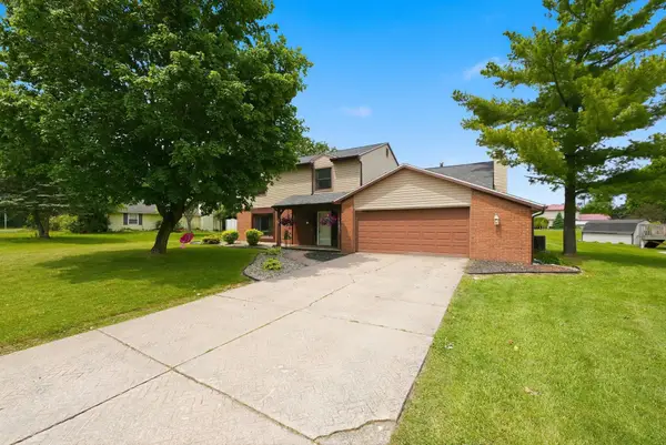 1102 Heritage Lane, Angola, IN 46703