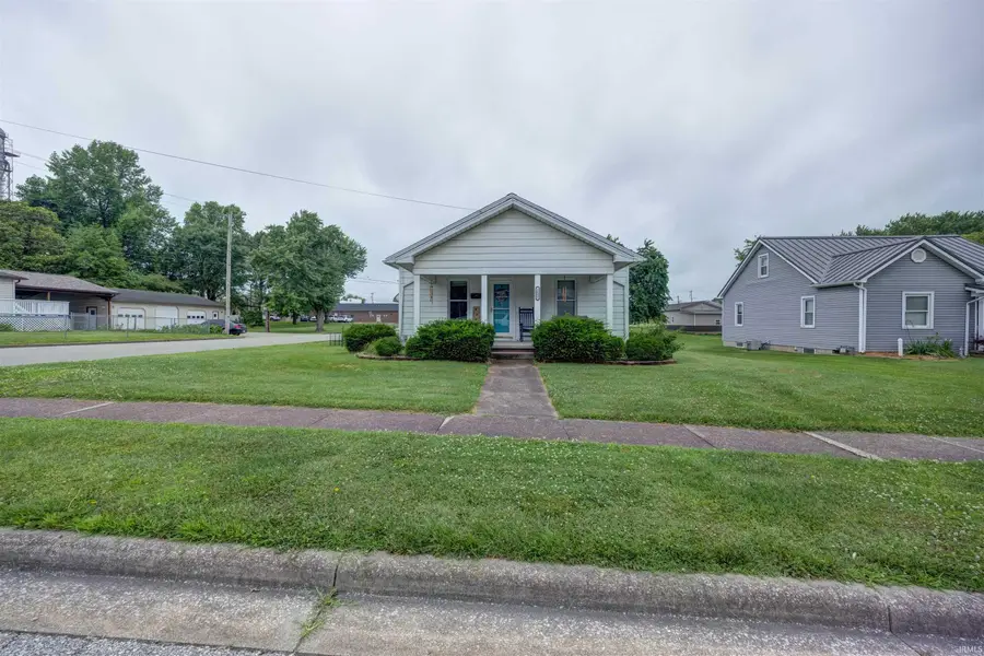 1002 Jackson Street, Huntingburg, IN 47542 - #3