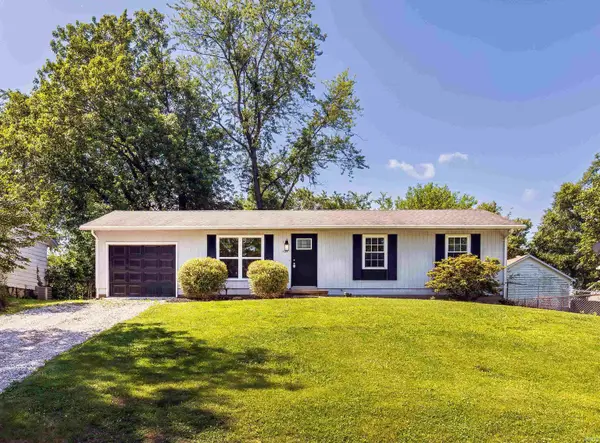 105 Carlisle Court, Chandler, IN 47610