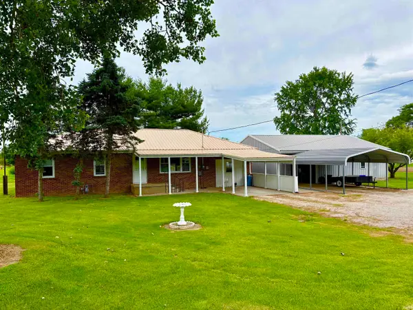307 S White Church Road, Princeton, IN 47670