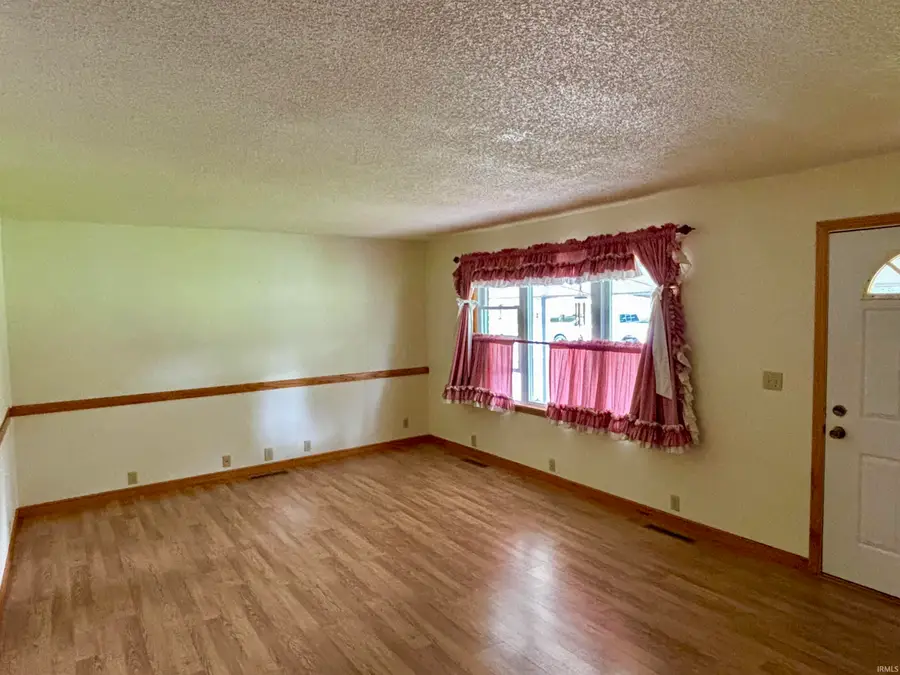 307 S White Church Road, Princeton, IN 47670 - #3