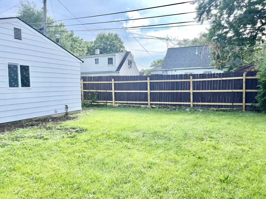 4506 S Colonial Avenue, Fort Wayne, IN 46806 - #2