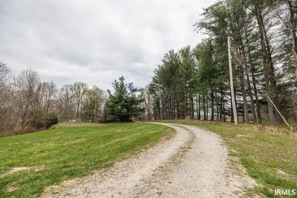 3757 E Stipp Road, Bloomington, IN 47401