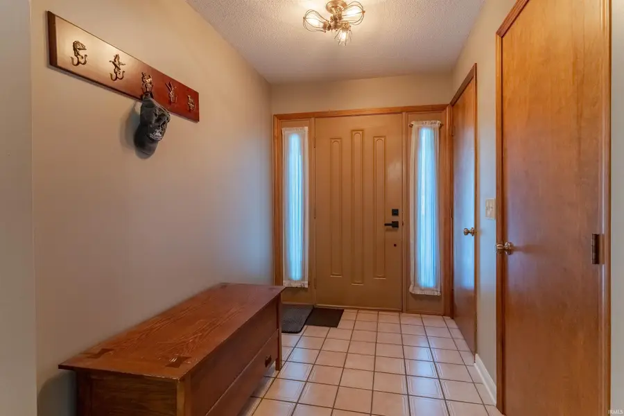 2611 Deerfield Drive, Evansville, IN 47725 - #3