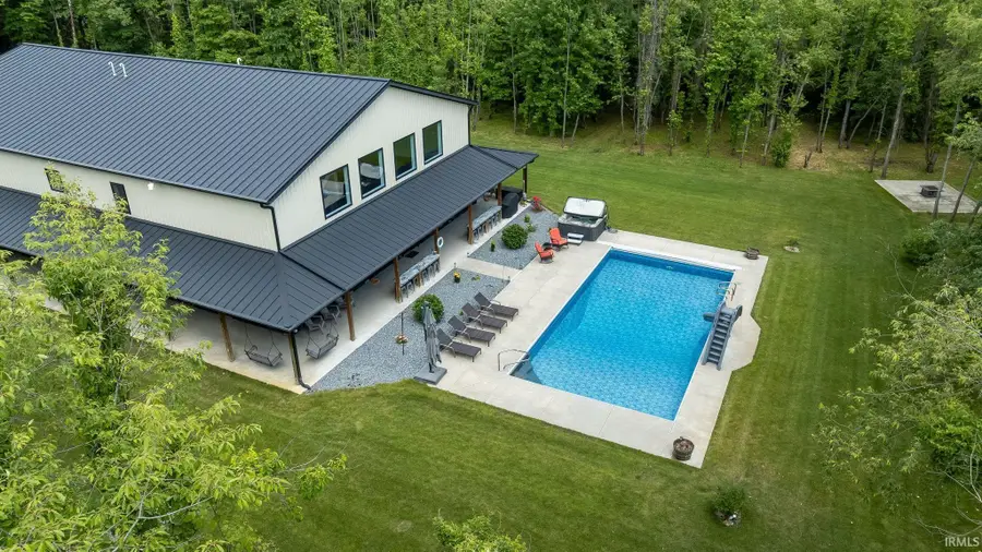10810 Douglas Rd, Osceola, IN 46561 - #3