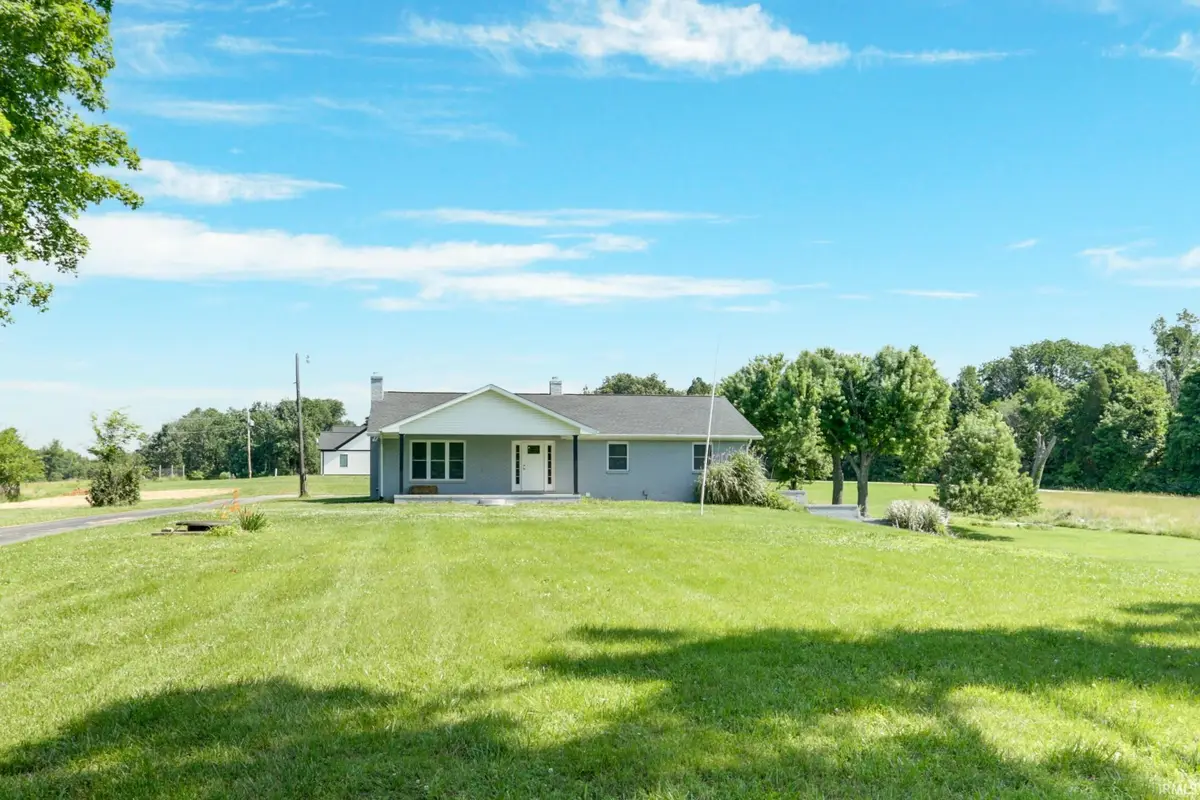 4033 W Turpin Hill Road, Lynnville, IN 47619 - #1