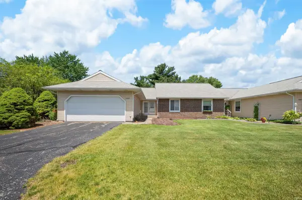 52085 Contour Place, South Bend, IN 46637