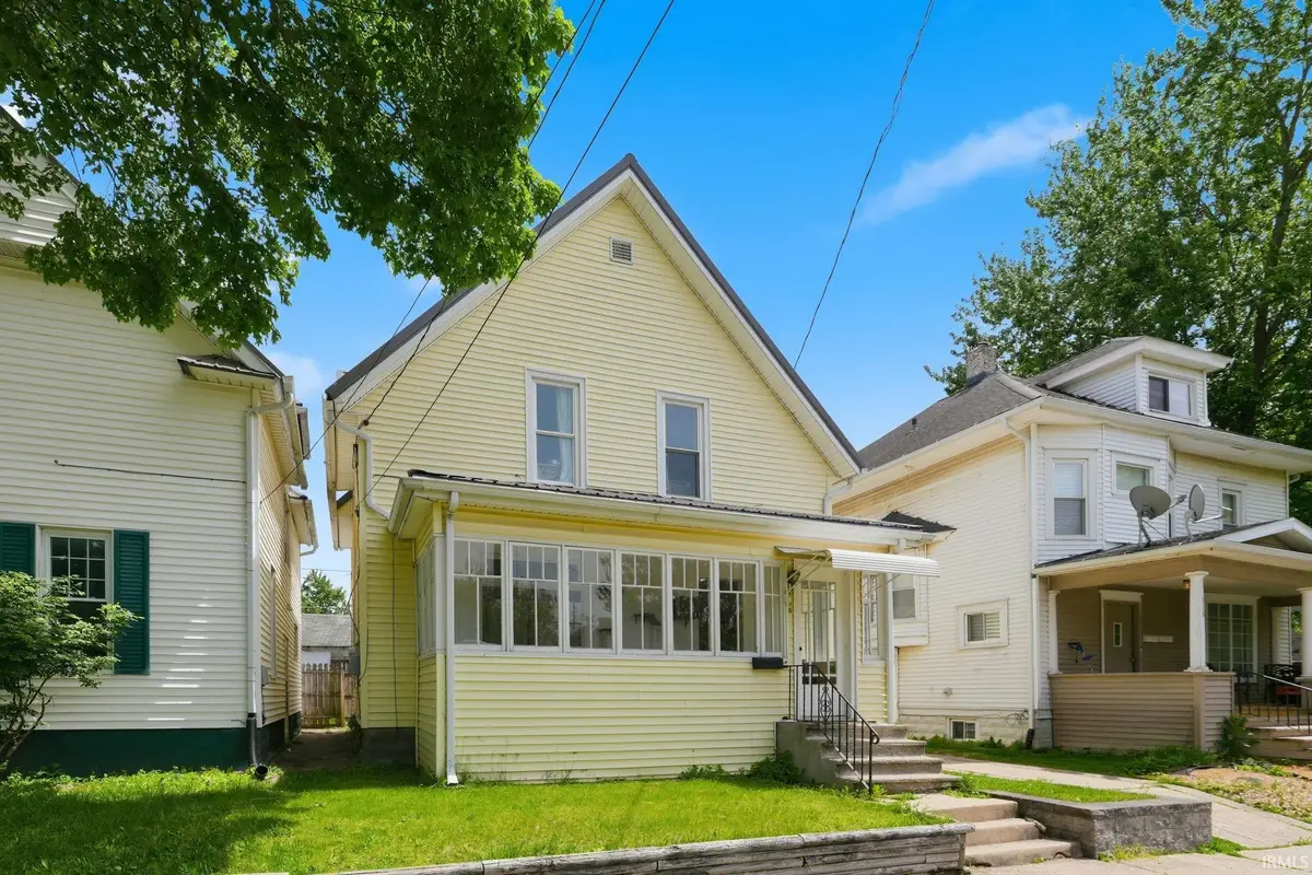 118 N Summit Street, Kendallville, IN 46755 - #1