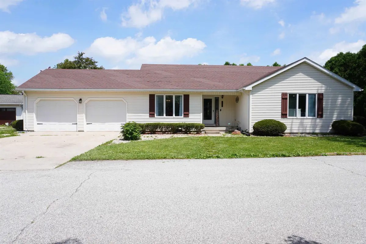 512 E 4th Street, Monon, IN 47959 - #1