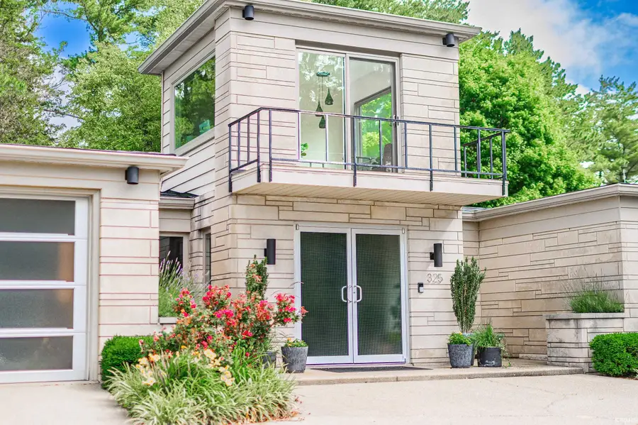 325 E Clover Lane, Bloomington, IN 47408 - #2