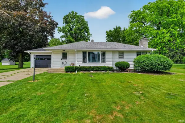 24701 Cr 20 Road, Elkhart, IN 46517