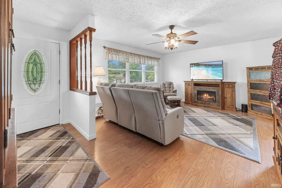510 Sunrise Drive, Huntingburg, IN 47542 - #3