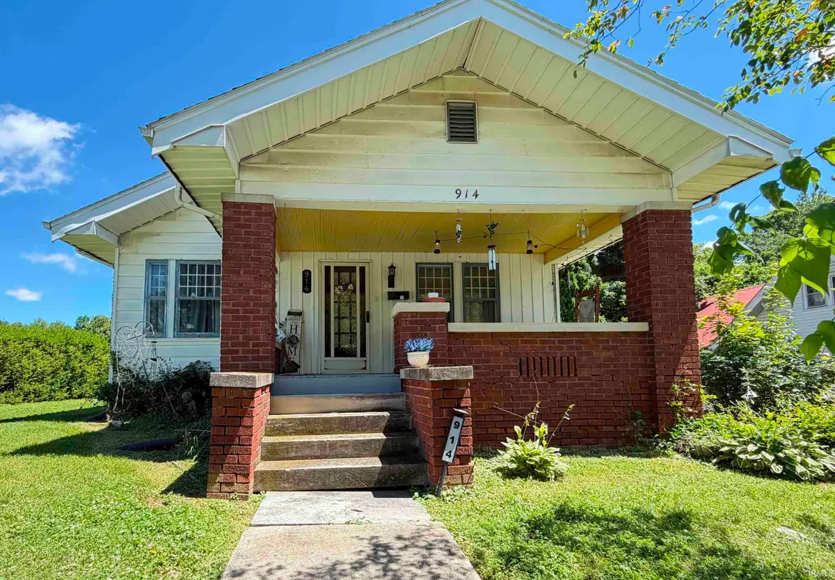 914 W Main Street, Ellettsville, IN 47429 - #1