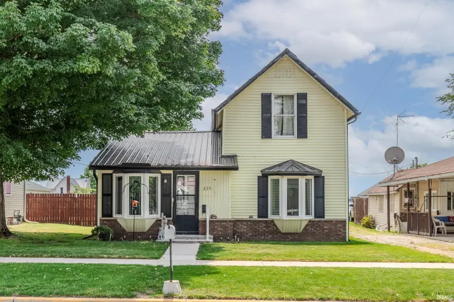 235 W Middlebury Street, Shipshewana, IN 46565 - #2
