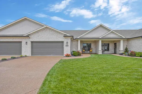 9354 Oak Point, Newburgh, IN 47630