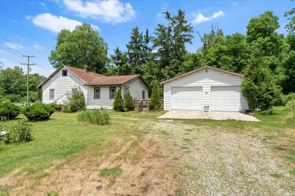 24165 County Road 45 Road, Elkhart, IN 46516