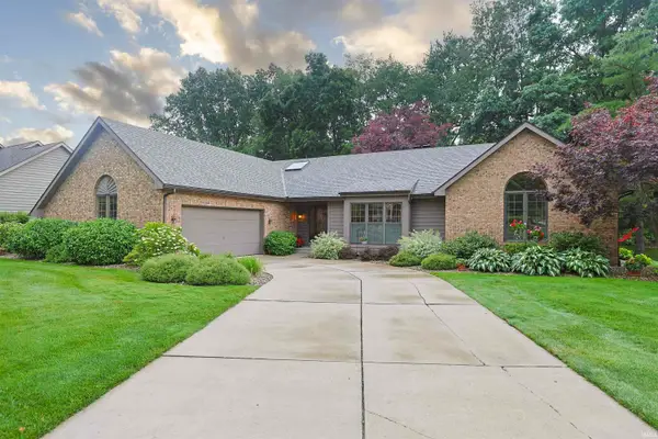 16290 Oak Hill Boulevard, Granger, IN 46530