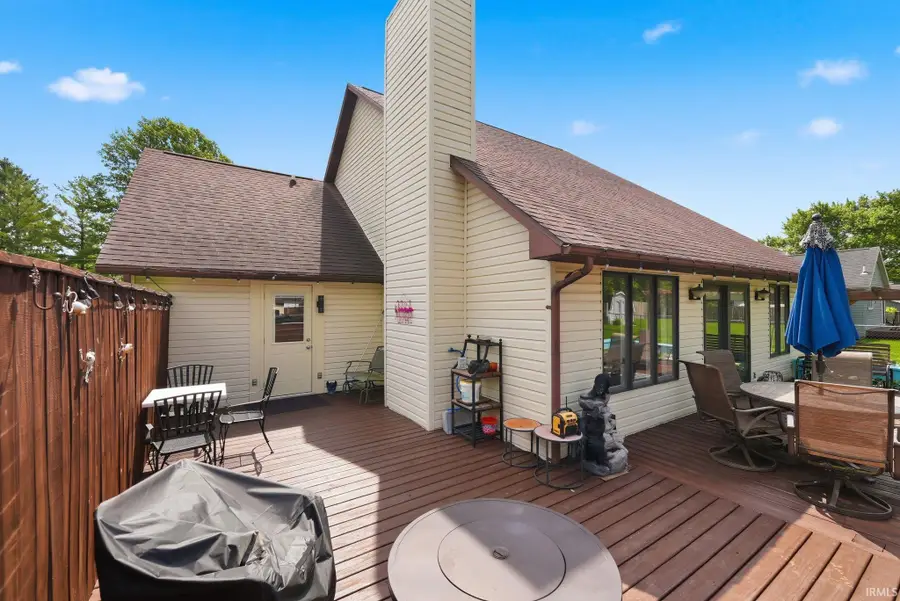 2913 S Scott Drive, Yorktown, IN 47396 - #3