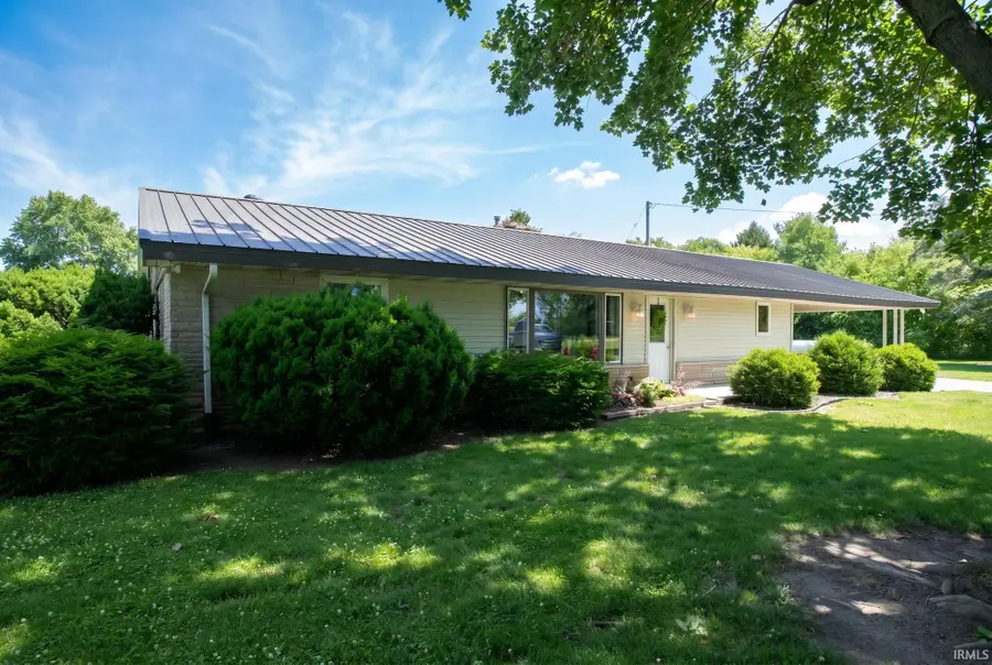 1336 Lincoln Highway, Bourbon, IN 46504 - #3