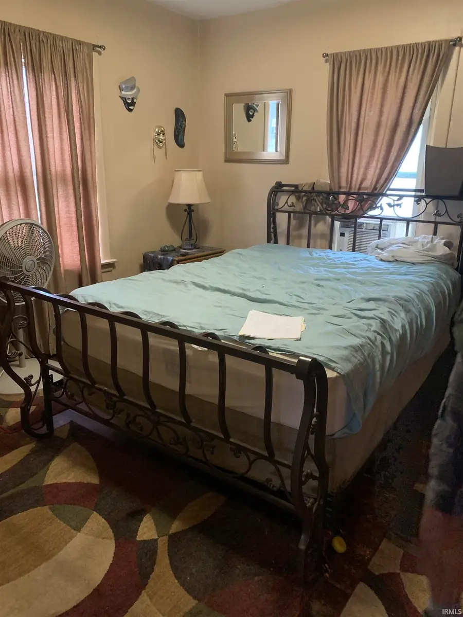 530 W Spring Street, Bloomfield, IN 47424 - #3