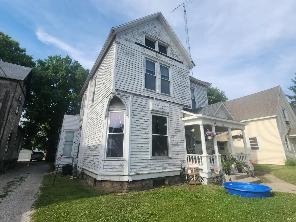 514 W Market Street, Logansport, IN 46947 - #1