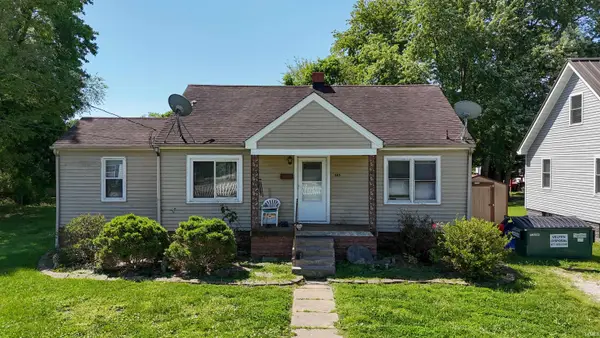 805 E 1st Street, Huntingburg, IN 47542