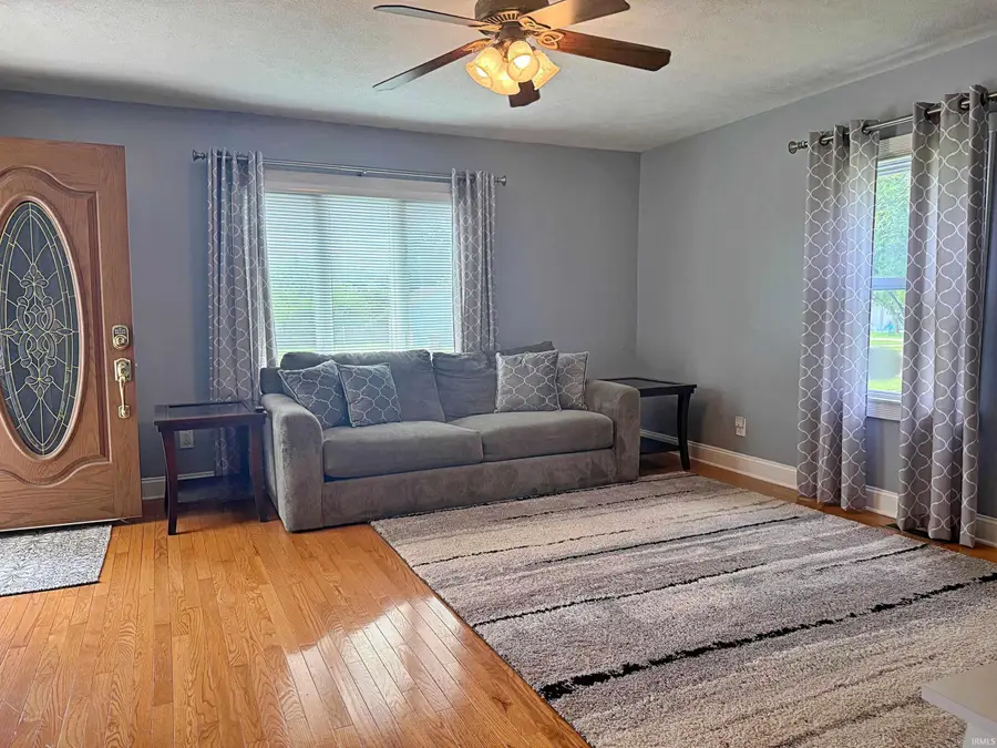 407 E Main Street, Loogootee, IN 47553 - #3