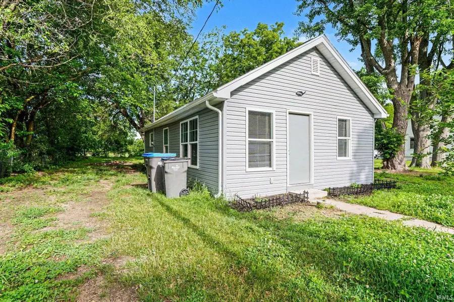 56527 Shore Avenue, Elkhart, IN 46516 - #2