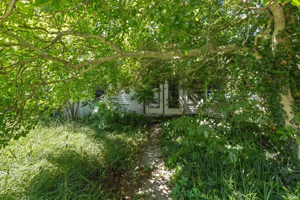 914 W 3rd Street, Bloomington, IN 47404