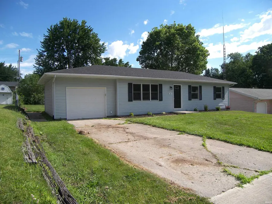 402 W Pickwick Drive, Syracuse, IN 46567 - #3