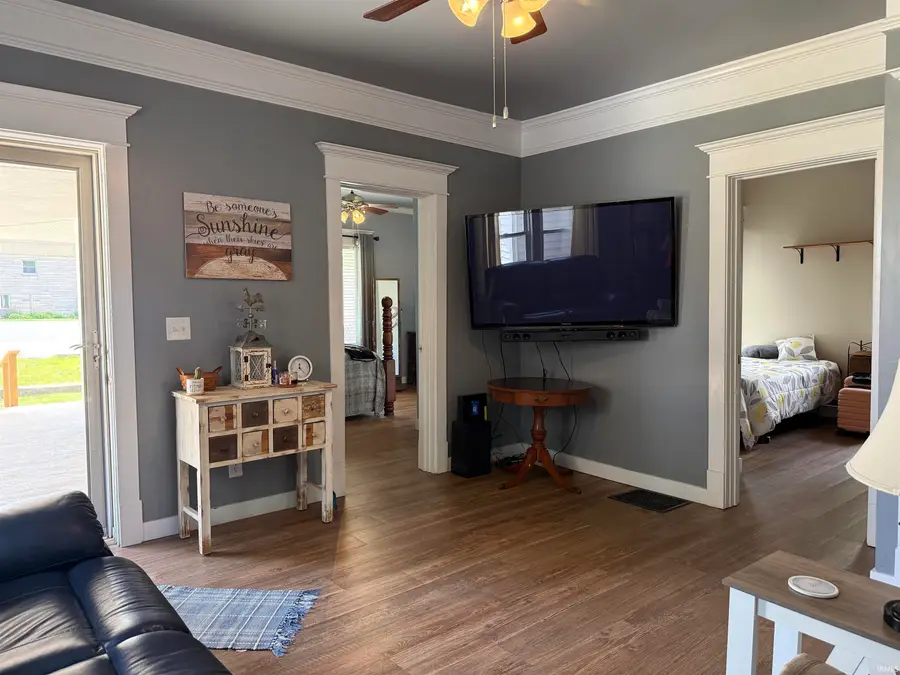 3113 Washington Ave, Bedford, IN 47421 - #2