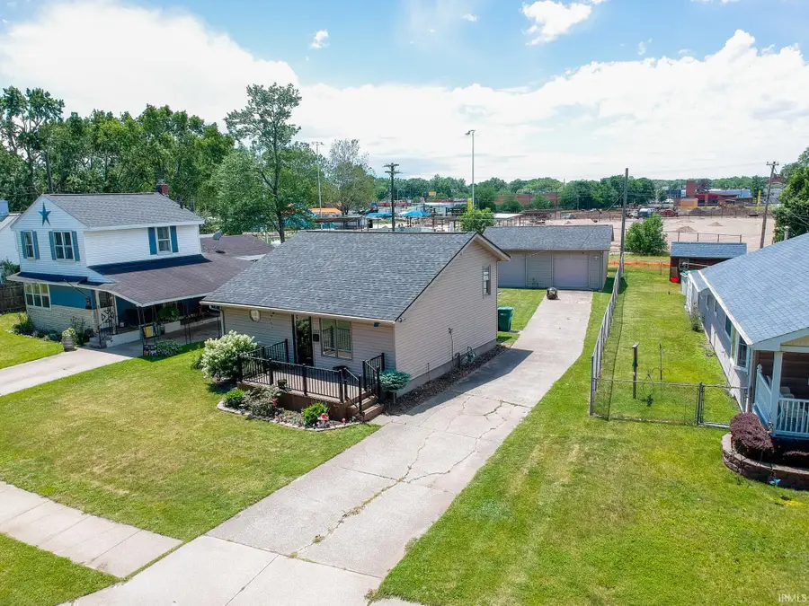 2353 Normandy Drive, Mishawaka, IN 46545 - #3