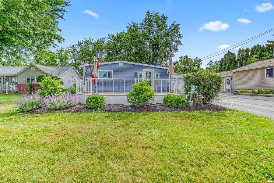 2515 Ln 150 Hamilton Lk, Hamilton, IN 46742 - #2
