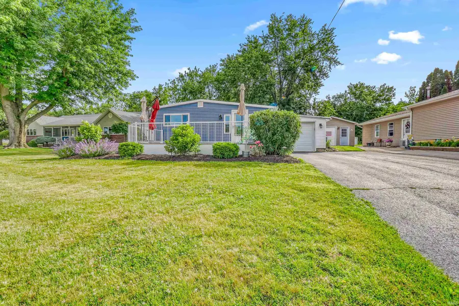 2515 Ln 150 Hamilton Lk, Hamilton, IN 46742 - #3
