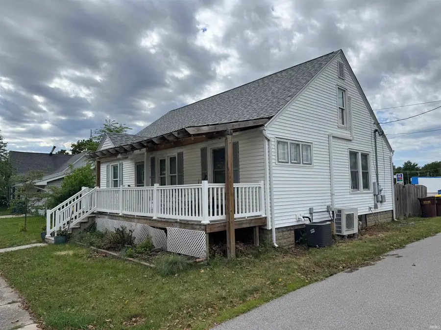 109 E Roe, Ossian, IN 46777 - #3