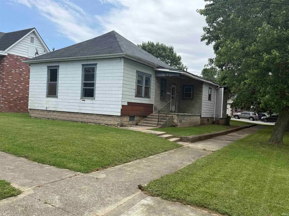 451 E 2nd Street, Peru, IN 46970 - #1