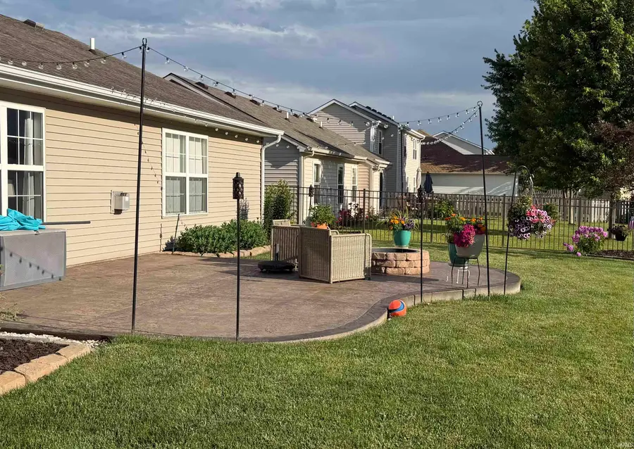 16101 Grand Willow Boulevard, Huntertown, IN 46748 - #2