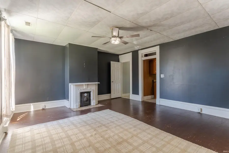 221 W Eighth Street, Mount Vernon, IN 47620 - #3