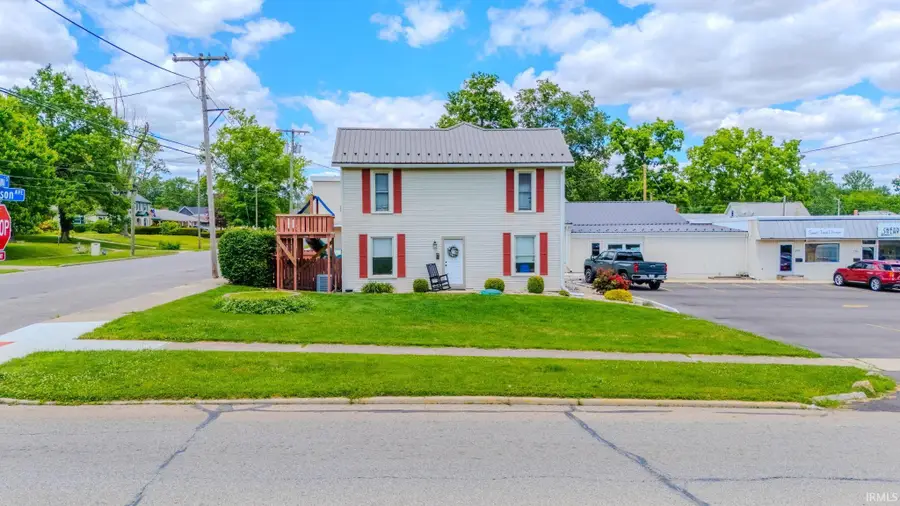 1017 N Miami Street, Wabash, IN 46992 - #2