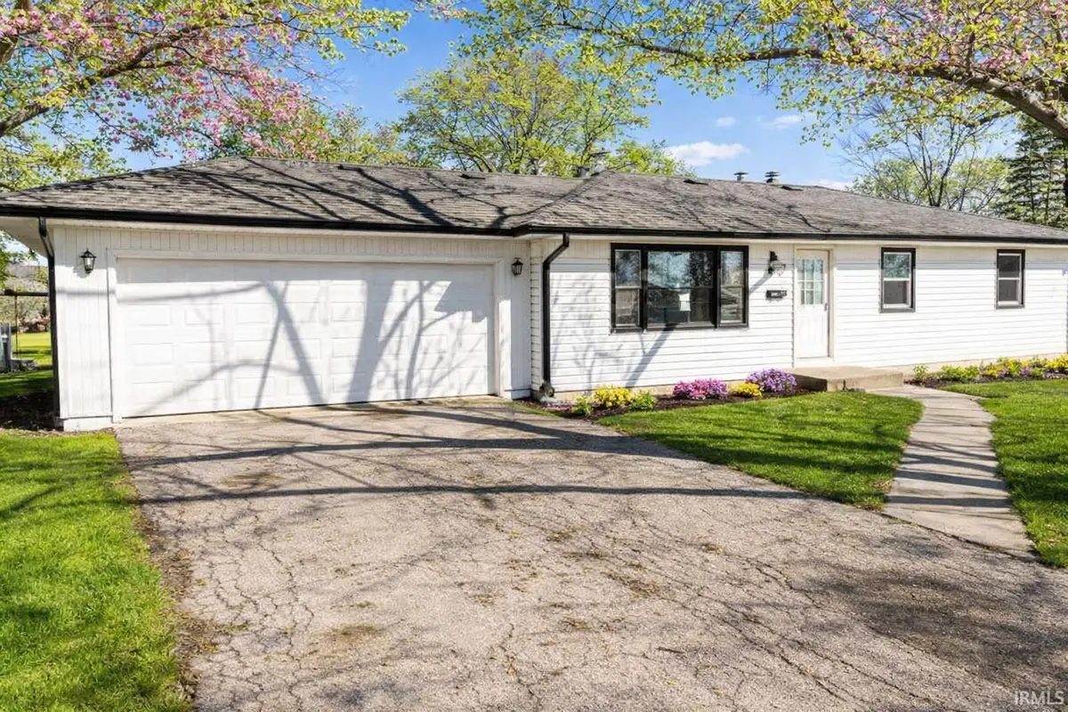 3509 E Maplegrove Avenue, Fort Wayne, IN 46806 - #1