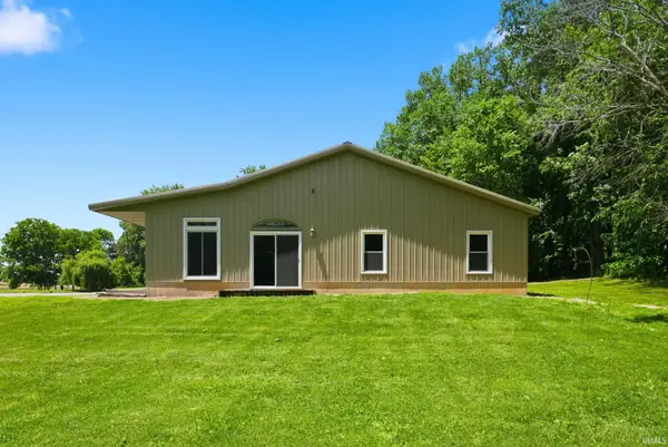 6441 N 750 East Road, Churubusco, IN 46723