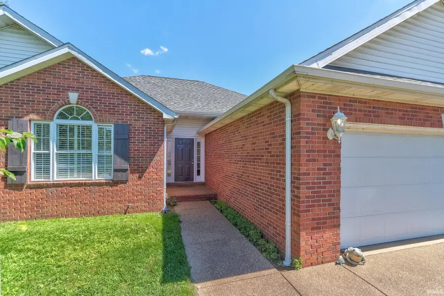 706 Lancelot Drive, Evansville, IN 47711 - #2