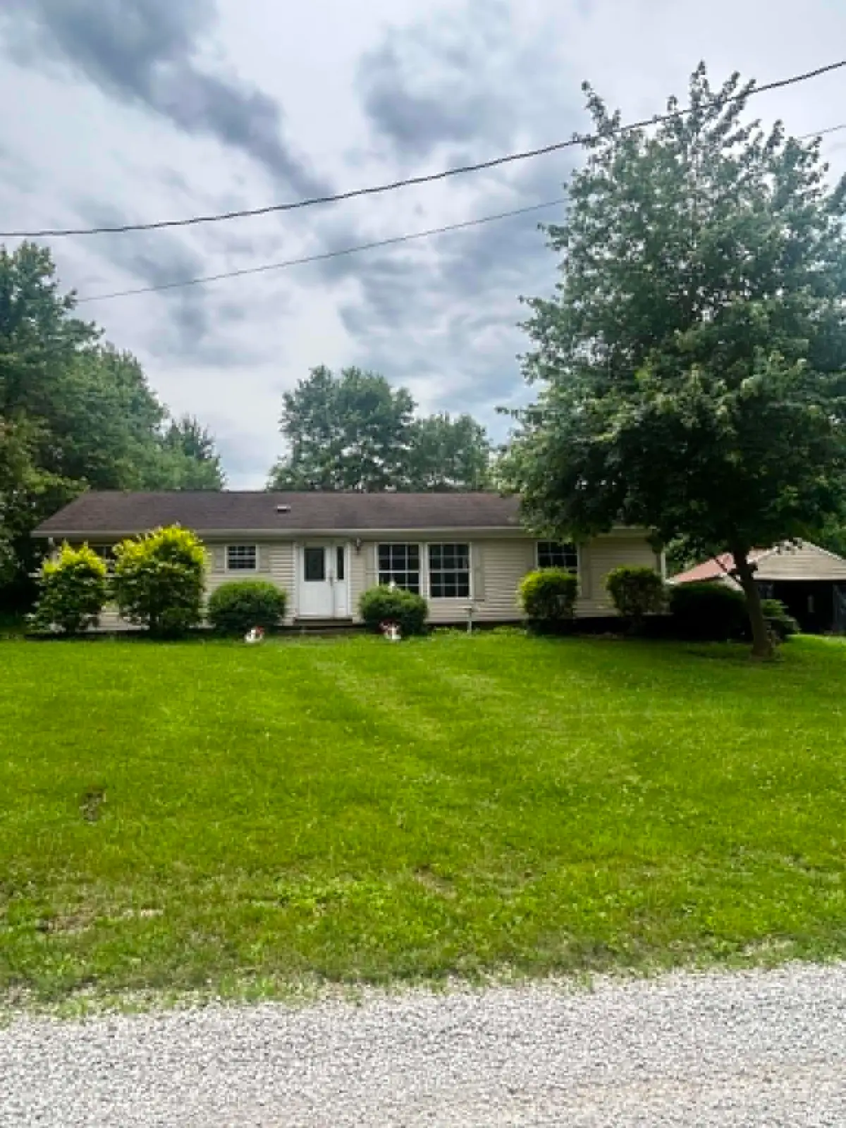 4909 W County Rd 1375 S Road, Jasonville, IN 47438 - #1