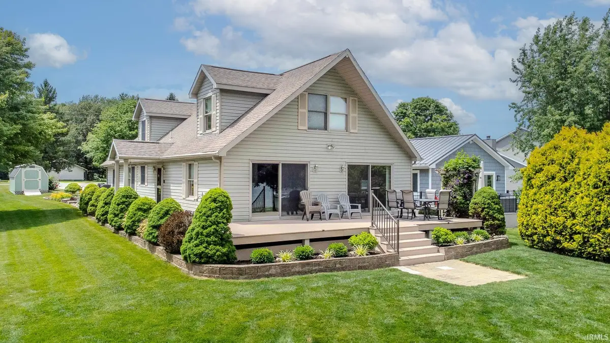4635 S 0 50 E, Wolcottville, IN 46795 - #1
